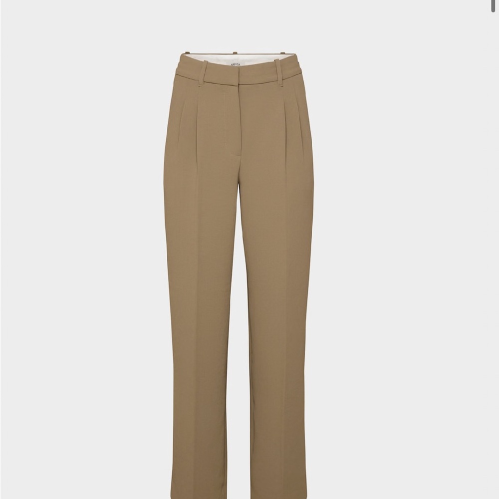 Aritzia Tan Women's Trousers